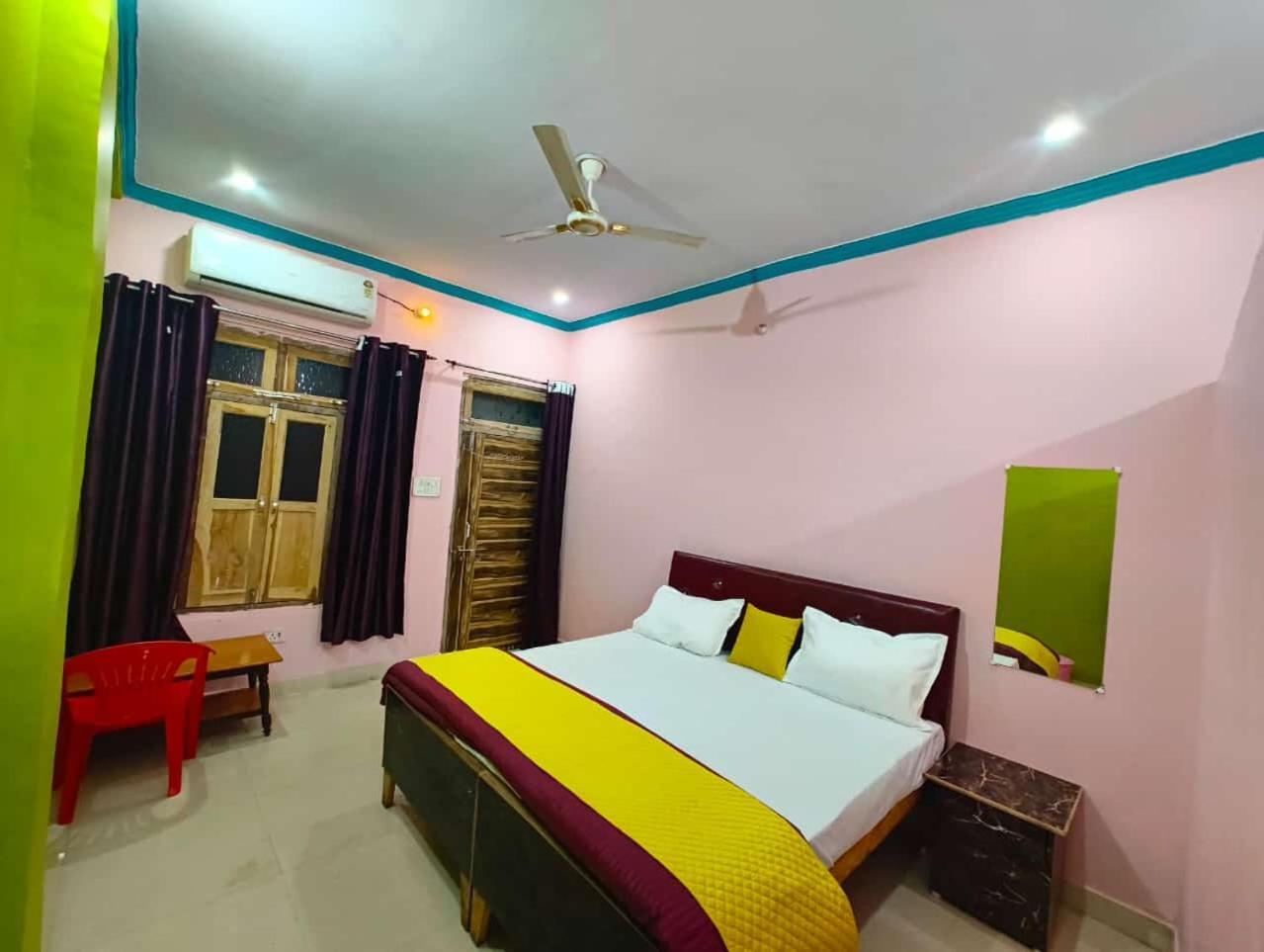 S S Homestay And Paying Guest House Faizabad ภายนอก รูปภาพ
